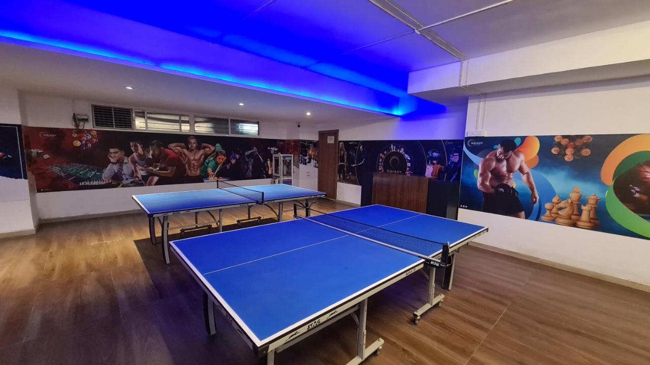 Galaxy Club & Hotel Bijāpur エクステリア 写真