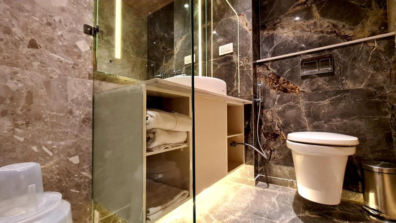 Galaxy Club & Hotel Bijāpur エクステリア 写真